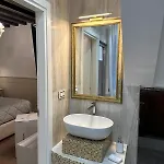 דירה Canal View Boutique *