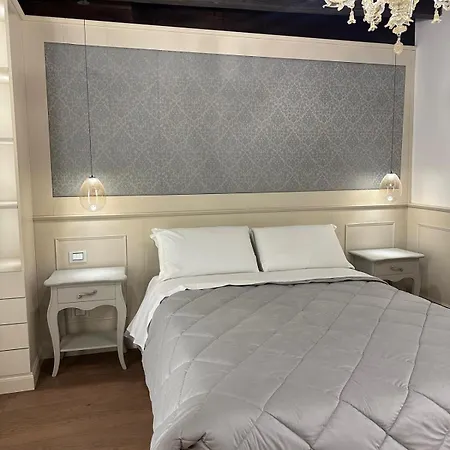 דירה Canal View Boutique ונציה