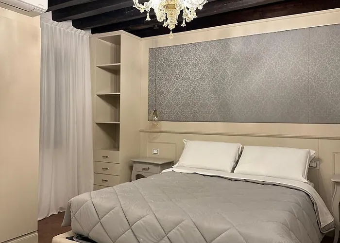Canal View Boutique Velence